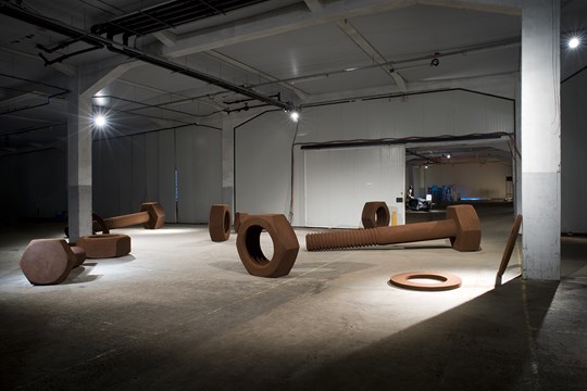 Art Warehouse (2013) Verleden in Wording | coffee with styrofoam 